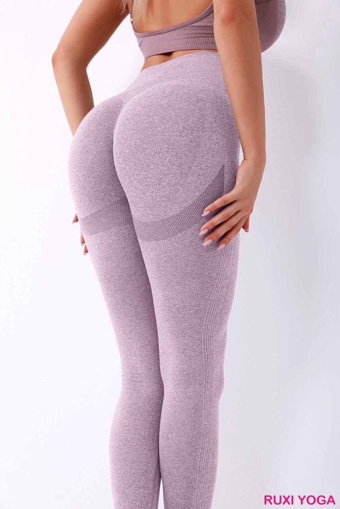 شورت كرة قدم أبيض كلاسيكي للارتداء في الأنشطة الرياضية