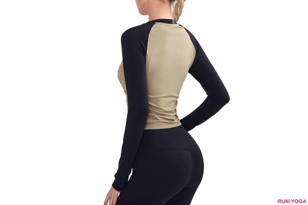 شورت رياضي من Shakti بخيوط جانبية RUXI eg3848