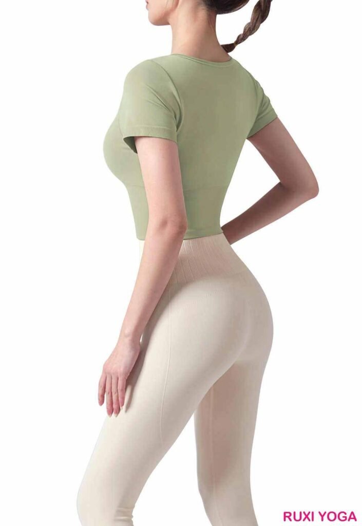 شورت رياضي نسائي مع جيب للهاتف RUXI eg3283